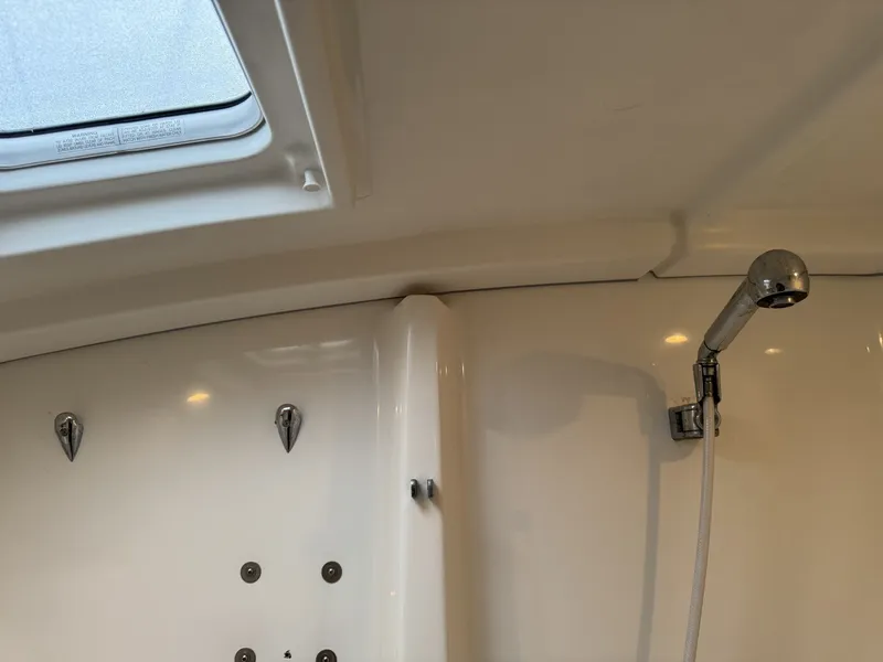 Slide: The Image of Beneteau 423 2004 - 6308652