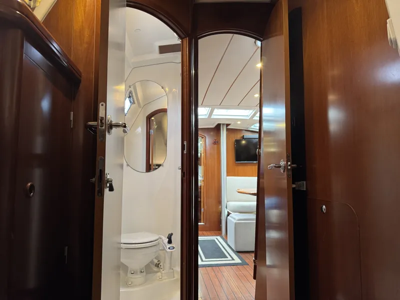 Slide: The Image of Beneteau 423 2004 - 6308681