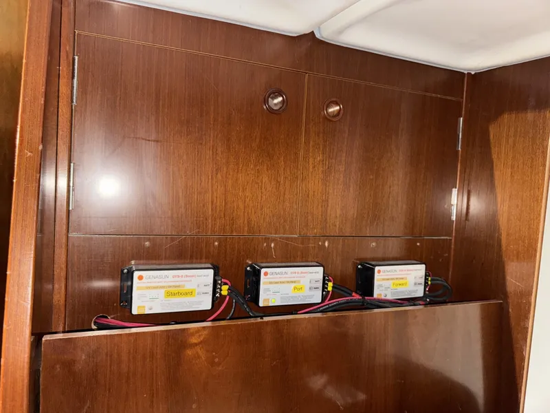 Slide: The Image of Beneteau 423 2004 - 6308702