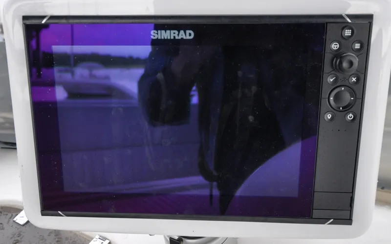 Slide: The Image of 1996 Azimut 54 | Calmati Simrad marine display on 1996 Azimut Cinquantaquattro yacht, showing navigation controls. - 6308897