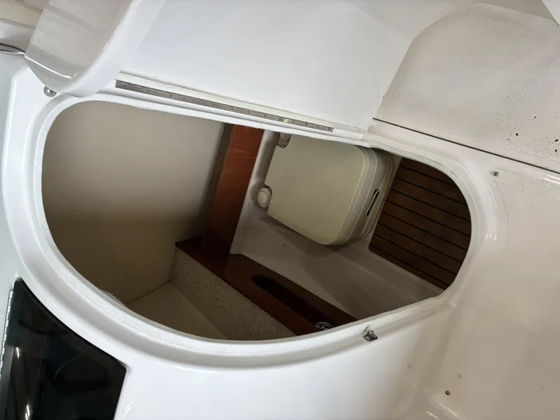 Slide: The Image of Regal 25 2008 - 6313906