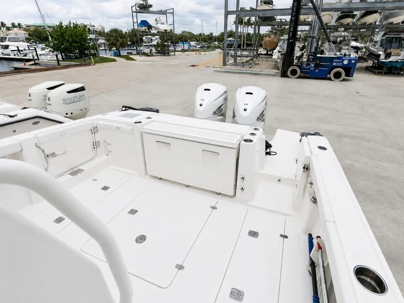 Slide: The Image of Pursuit 37 2023 - 6318960