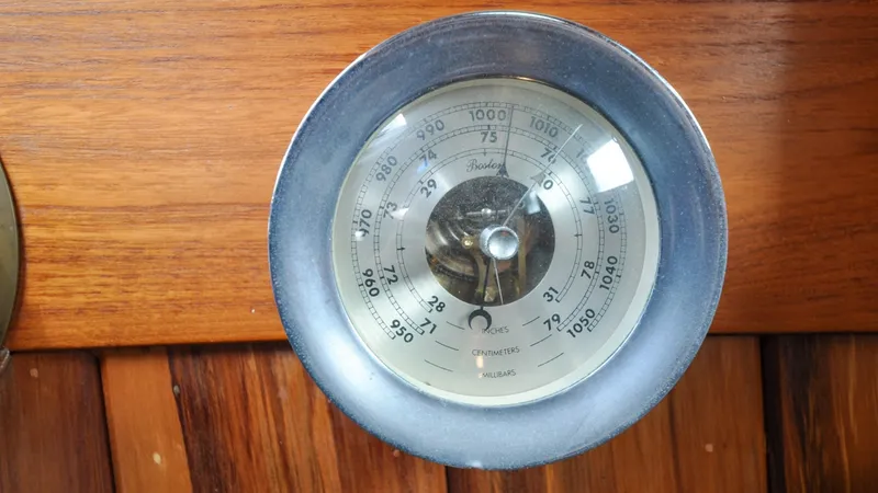 Slide: The Image of 1987 Wittholtz/Luzier 49 | Destiny Vintage barometer on 1987 Custom Wittholtz/Luzier Sloop/Cutter, mounted on wooden panel. - 6319012