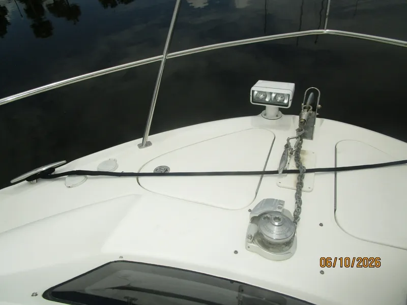 Slide: The Image of 39' Sea Ray anchor windlass2 - 6331000