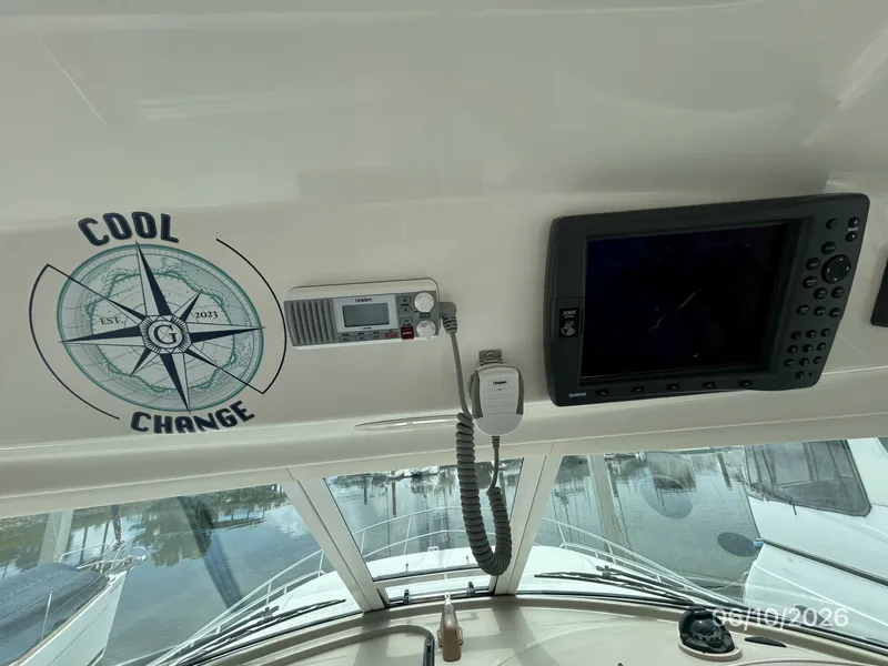 Slide: The Image of 39' Sea Ray helm overhead electronics - 6331020