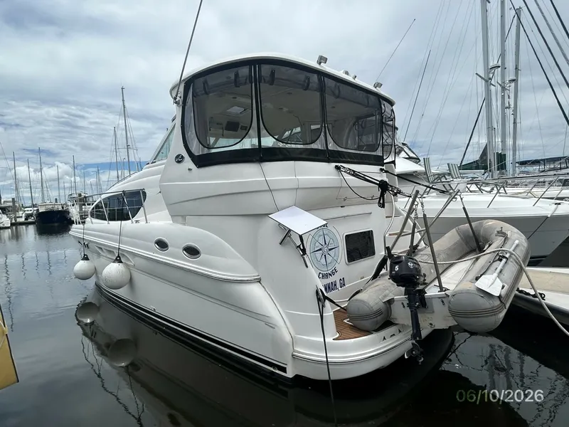 Slide: The Image of 39' Sea Ray port aft profile - 6331026
