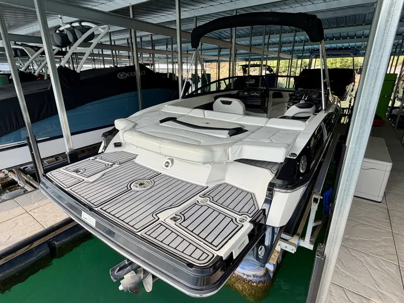 Slide: The Image of Monterey 234SS Super Sport 2014 - 6331520