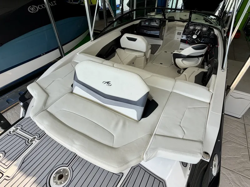 Slide: The Image of Monterey 234SS Super Sport 2014 - 6331522