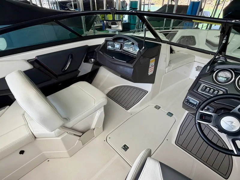 Slide: The Image of Monterey 234SS Super Sport 2014 - 6331533