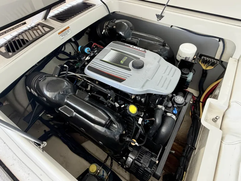 Slide: The Image of Monterey 234SS Super Sport 2014 - 6331585