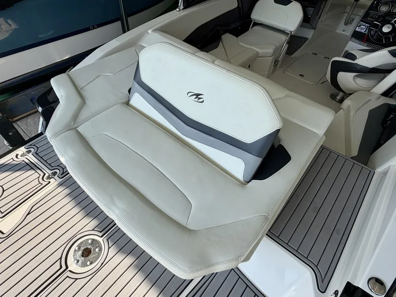 Slide: The Image of Monterey 234SS Super Sport 2014 - 6331600