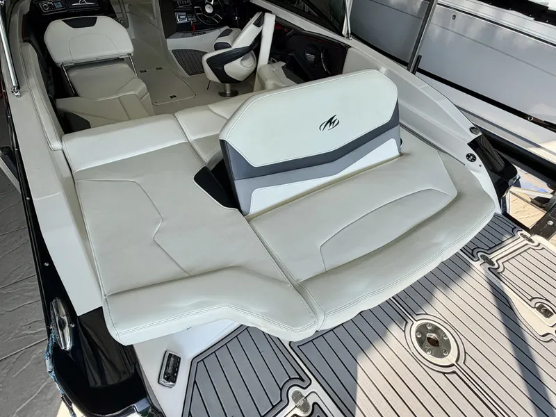 Slide: The Image of Monterey 234SS Super Sport 2014 - 6331602