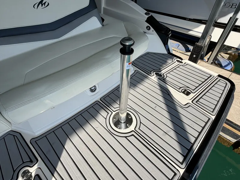 Slide: The Image of Monterey 234SS Super Sport 2014 - 6331608