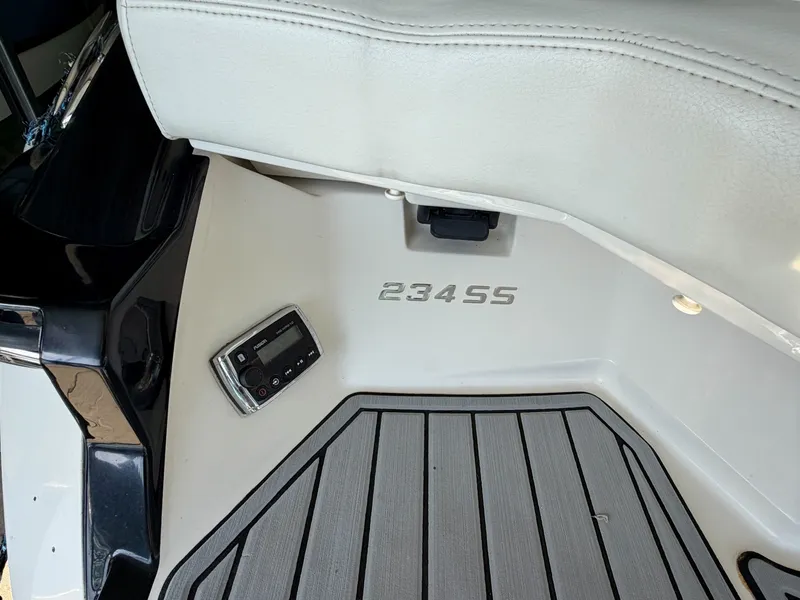Slide: The Image of Monterey 234SS Super Sport 2014 - 6331612