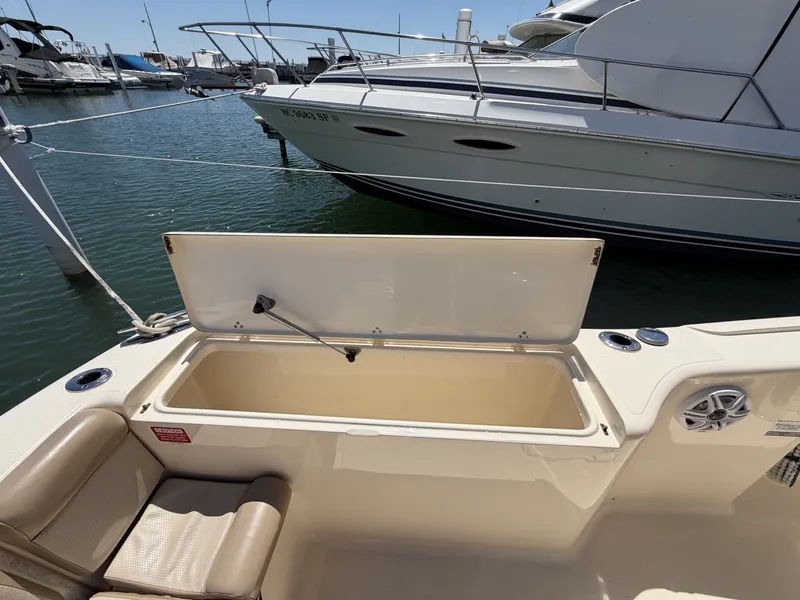 Slide: The Image of Scout 242 Sportfish 2007 - 6331580