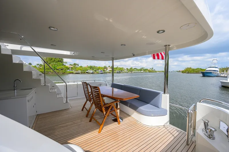 Slide: The Image of Ocean Alexander 72 Pilothouse 2016 - 6332426