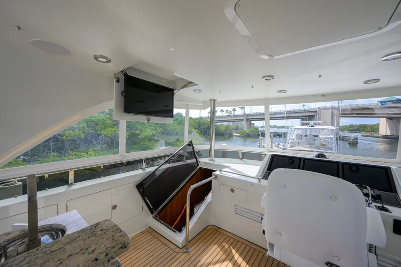 Slide: The Image of Ocean Alexander 72 Pilothouse 2016 - 6332445