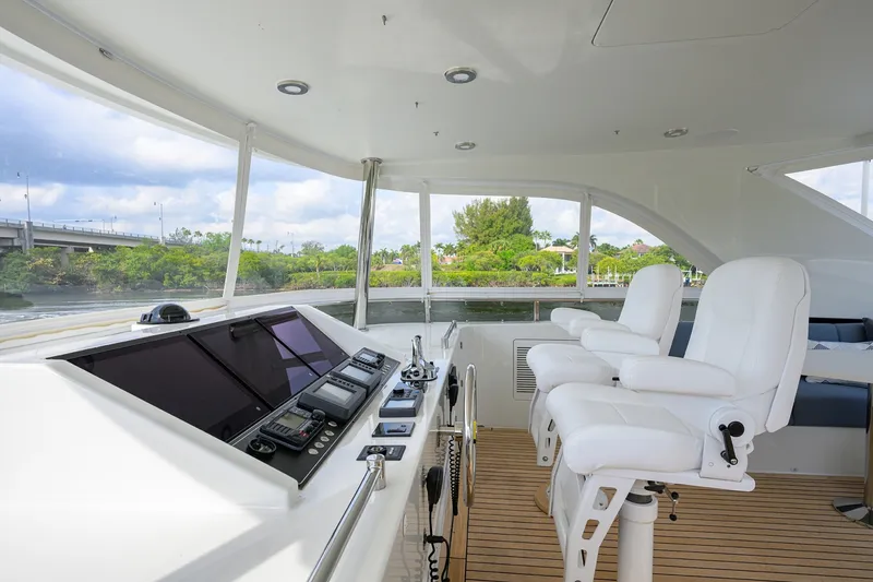 Slide: The Image of Ocean Alexander 72 Pilothouse 2016 - 6332437