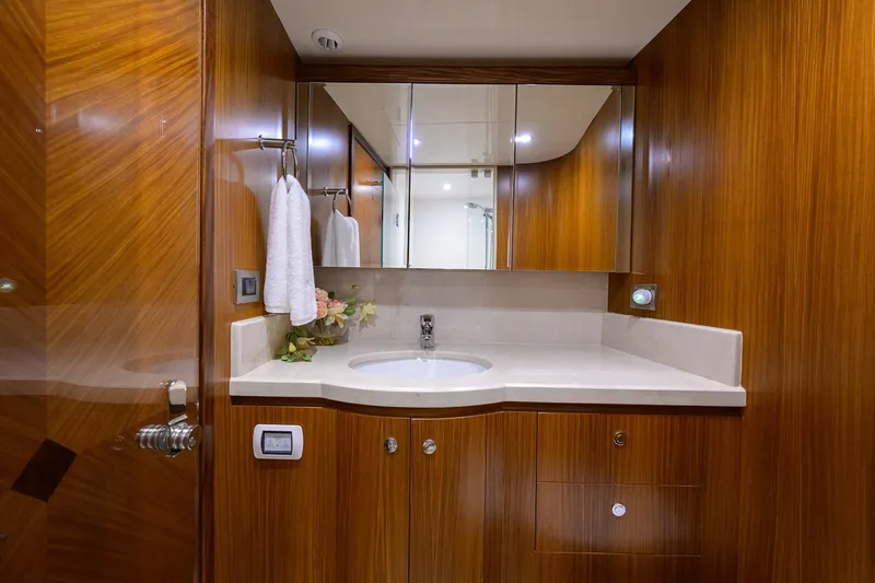 Slide: The Image of Ocean Alexander 72 Pilothouse 2016 - 6332482