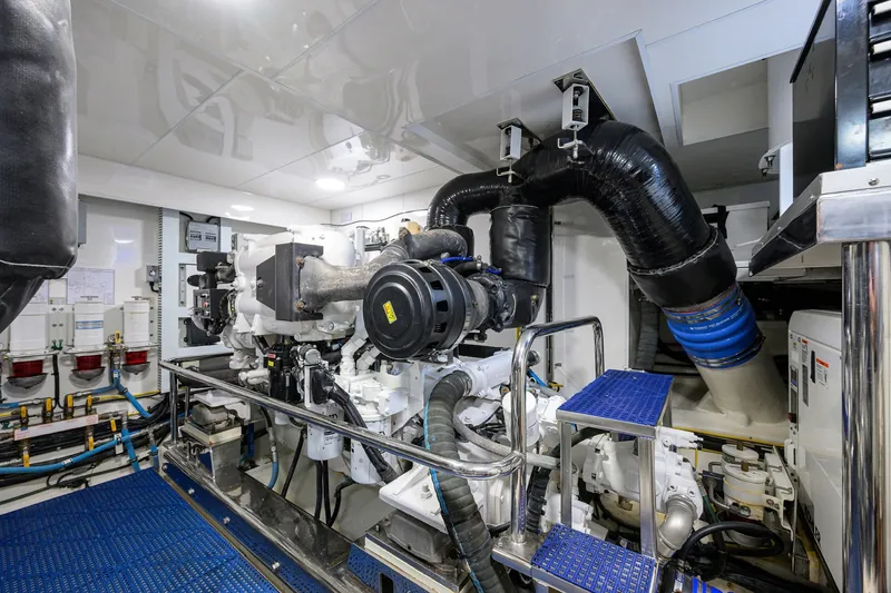 Slide: The Image of Ocean Alexander 72 Pilothouse 2016 - 6332516