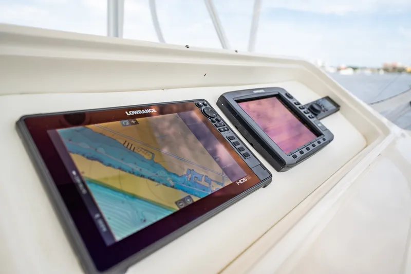 Slide: The Image of Ocean 43 Super Sport 2000 - 6396703