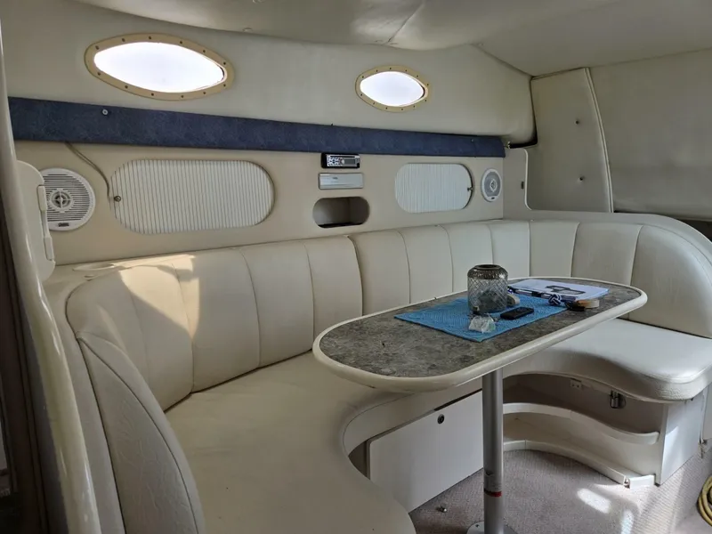 Slide: The Image of Rinker 330 Fiesta Vee 1999 - 6403419