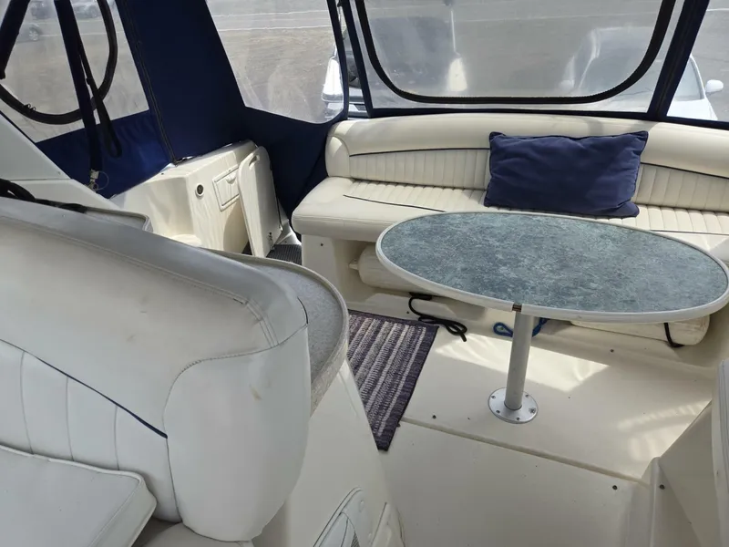 Slide: The Image of Rinker 330 Fiesta Vee 1999 - 6403555