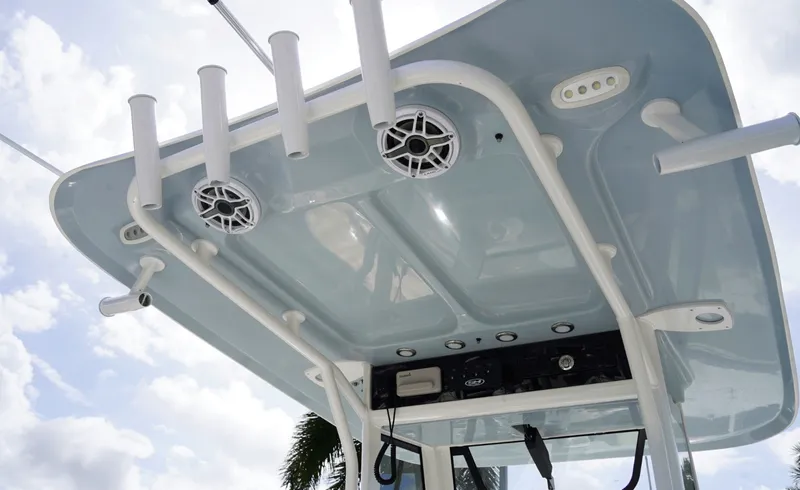 Slide: The Image of Sea Hunt Gamefish 27FS 2026 - 6335592