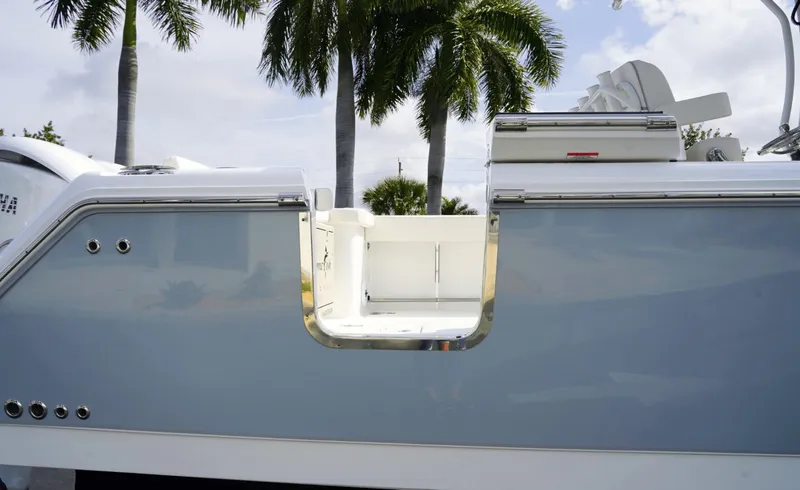 Slide: The Image of Sea Hunt Gamefish 27FS 2026 - 6335578