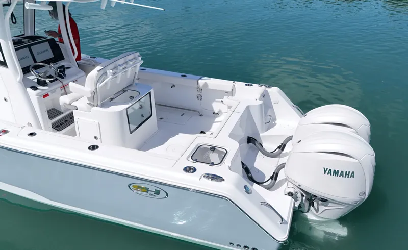 Slide: The Image of Sea Hunt Gamefish 27FS 2026 - 6335575