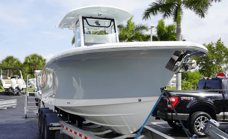 Slide: The Image of Sea Hunt Gamefish 27FS 2026 - 6335600