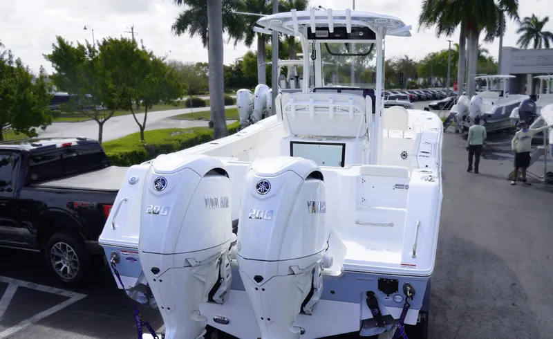 Slide: The Image of Sea Hunt Gamefish 27FS 2026 - 6335598