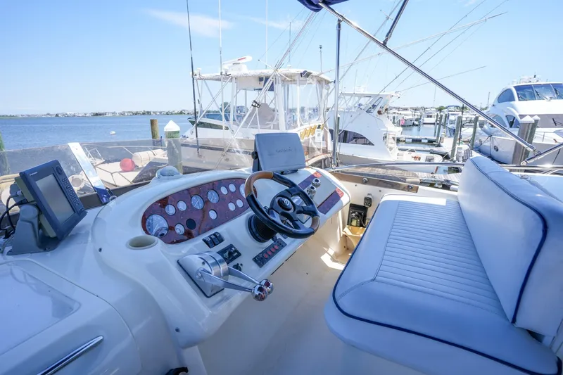 Slide: The Image of Sunseeker Manhattan 48 1997 - 6395239