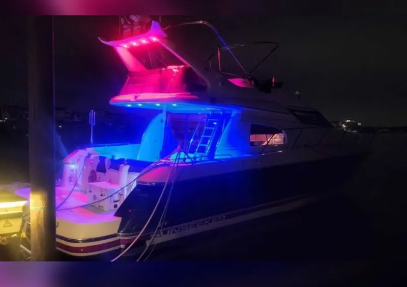 Slide: The Image of Sunseeker Manhattan 48 1997 - 6335634