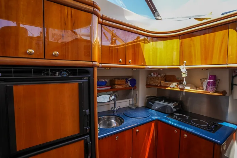 Slide: The Image of Sunseeker Manhattan 48 1997 - 6395219