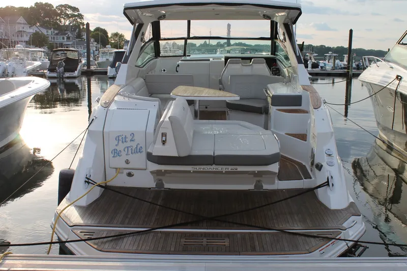 Slide: The Image of Sea Ray Sundancer 320 2023 - 6335672