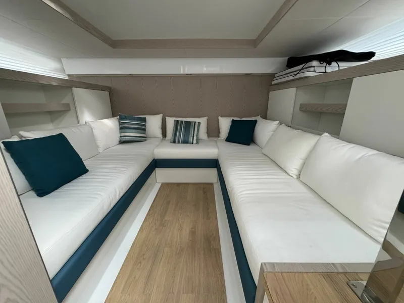 Slide: The Image of Fiart Seawalker 2024 - 6337806