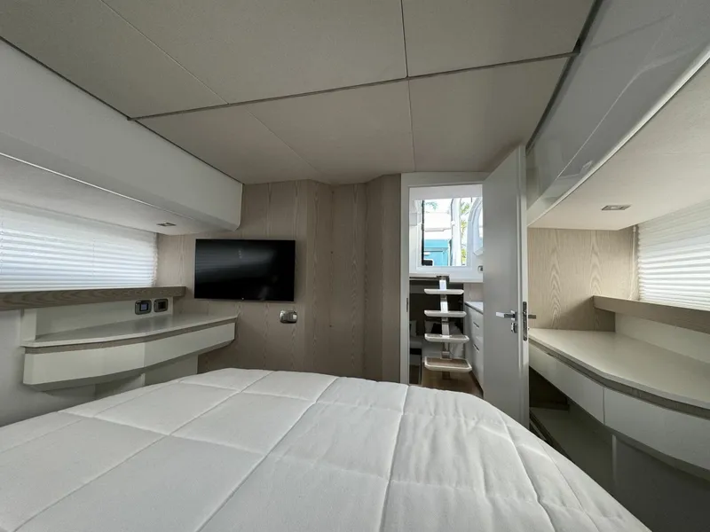 Slide: The Image of Fiart Seawalker 2024 - 6337811