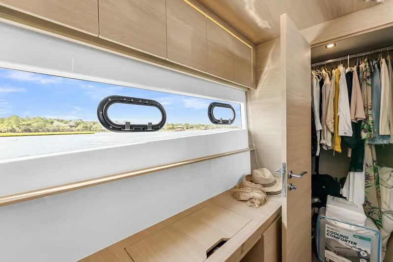 Slide: The Image of Aquila 54 Yacht 2025 - 6564754