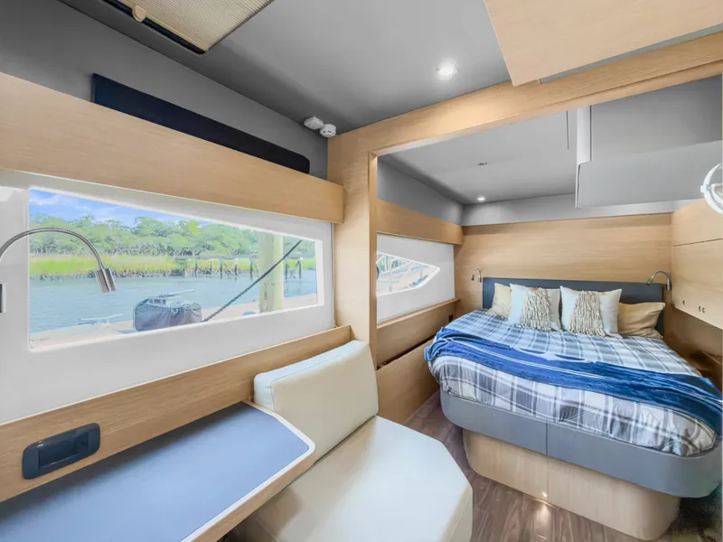 Slide: The Image of Aquila 54 Yacht 2025 - 6564792