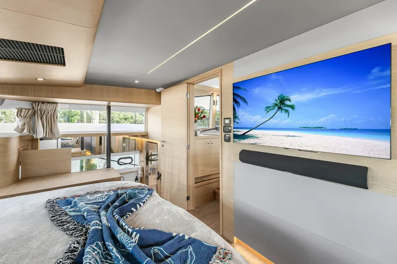Slide: The Image of Aquila 54 Yacht 2025 - 6564758
