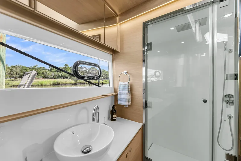 Slide: The Image of Aquila 54 Yacht 2025 - 6564761