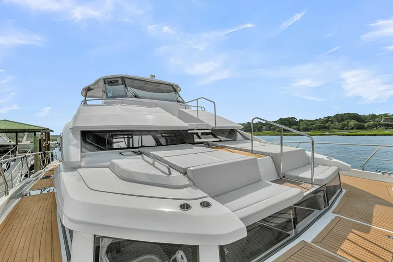 Slide: The Image of Aquila 54 Yacht 2025 - 6564795