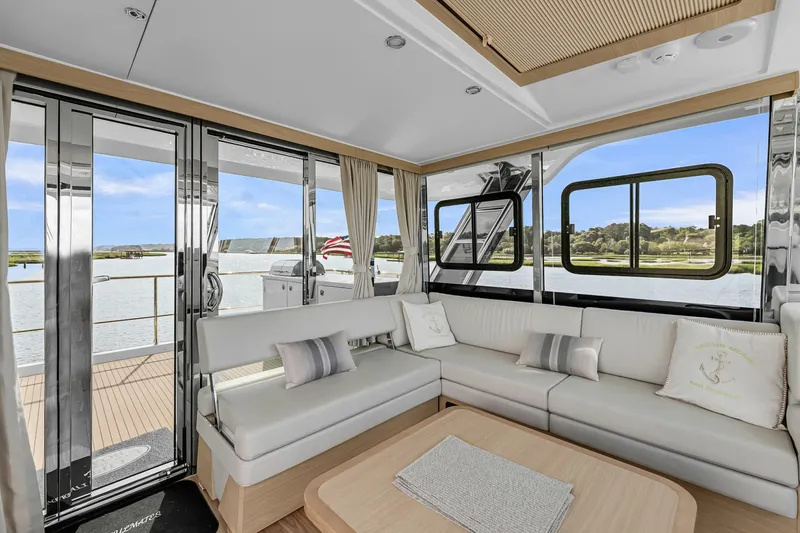 Slide: The Image of Aquila 54 Yacht 2025 - 6564781
