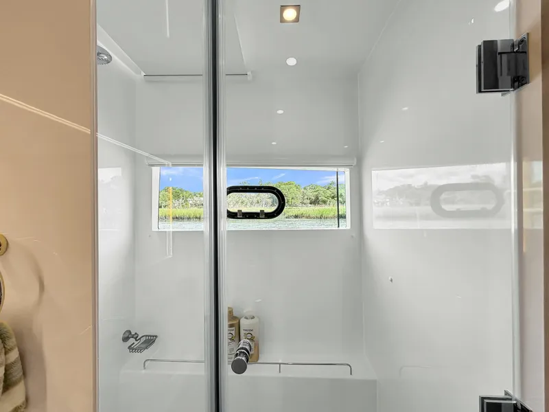 Slide: The Image of Aquila 54 Yacht 2025 - 6564797