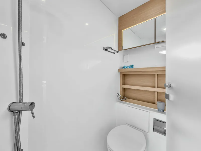 Slide: The Image of Aquila 54 Yacht 2025 - 6564808
