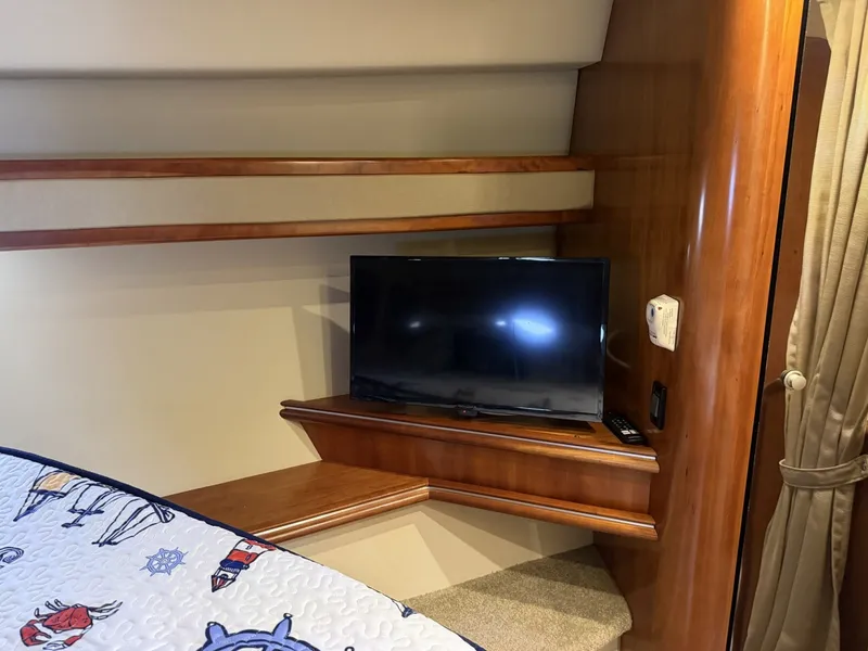 Slide: The Image of Cruisers 370 Express 2007 - 6347118