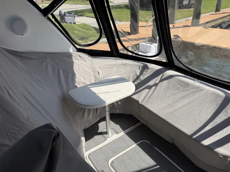 Slide: The Image of Cruisers 370 Express 2007 - 6347104