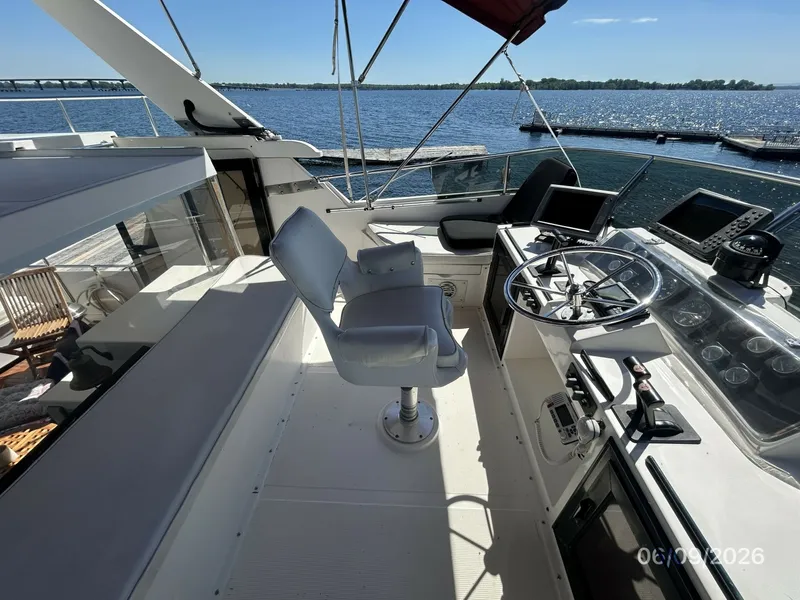 Slide: The Image of 44' High Tech flybridge port - 6348430