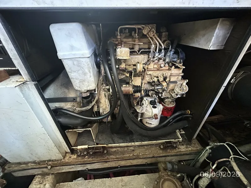 Slide: The Image of 44' High Tech generator - 6348444